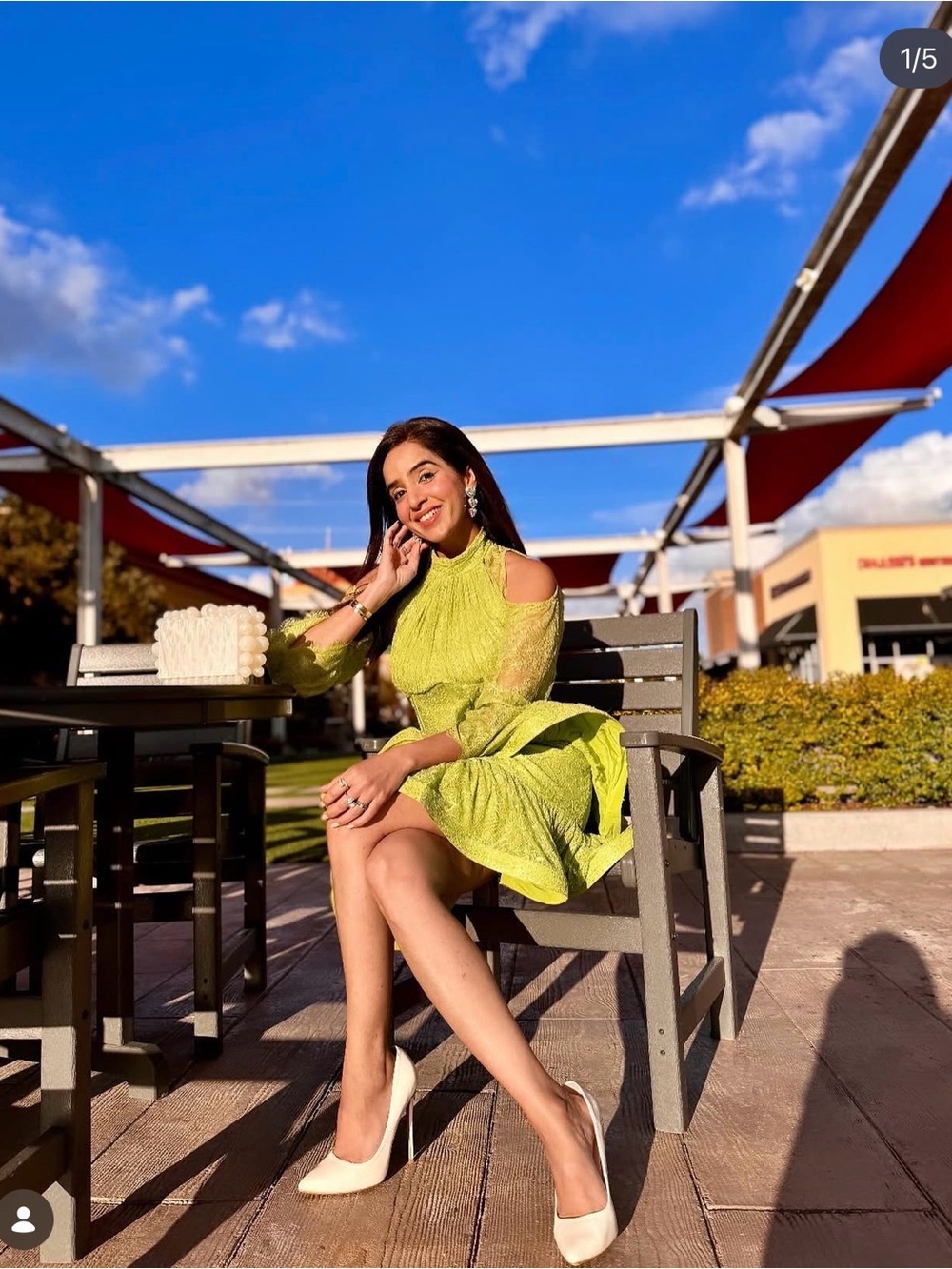 Women’s Lime Green Cold-Shoulder Lace Dress